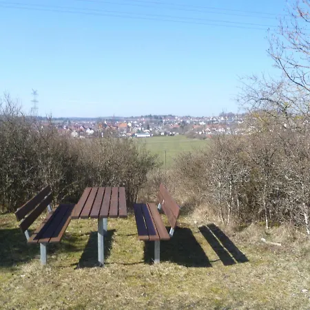 Bruckner Lauterdoerfle بيت للعطل *